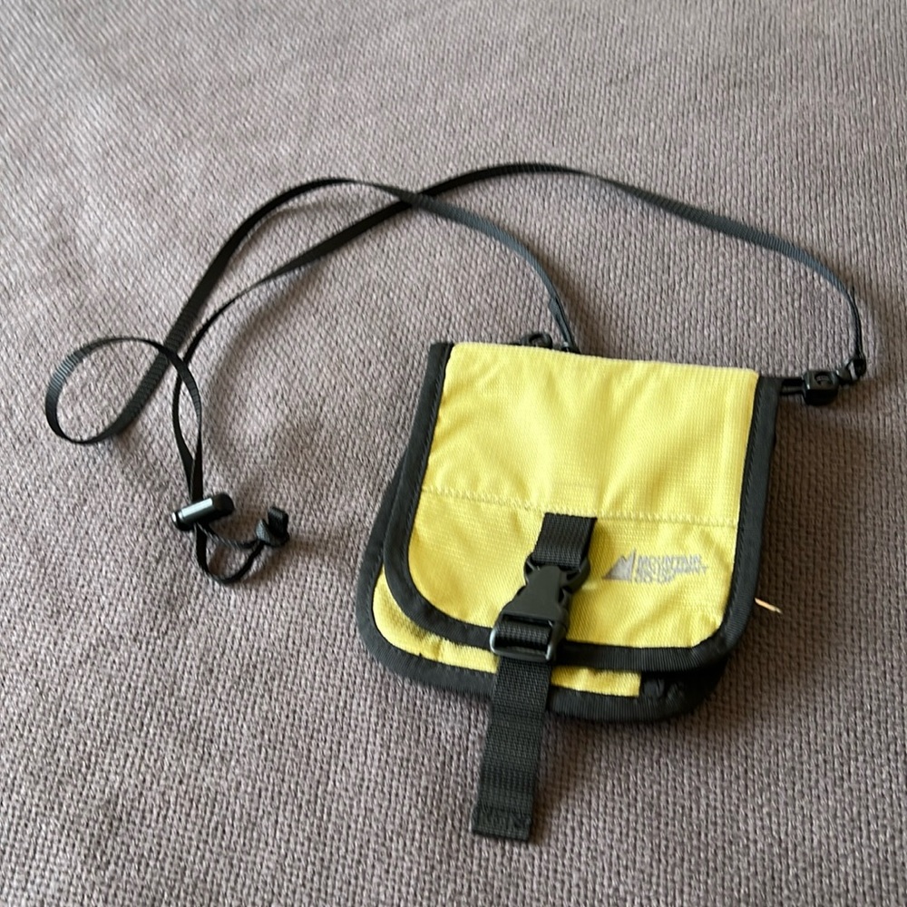 Mountain Equipment Co-op Cross Body Wallet